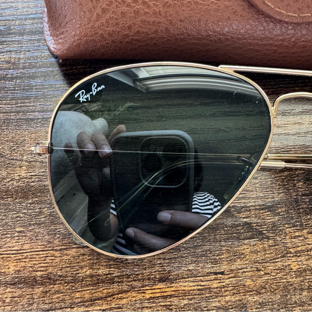 Ray-Ban Aviator Sunglasses - Picture 2 of 6